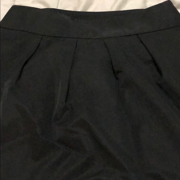Loft sz 0 black tulip style skirt with pockets - Picture 2 of 6